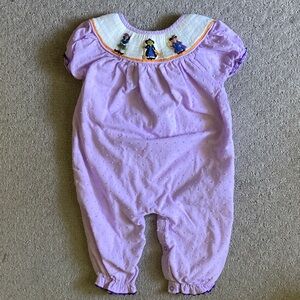 🎃 SMOCKINGBIRD purple smocked witch romper, 18M.